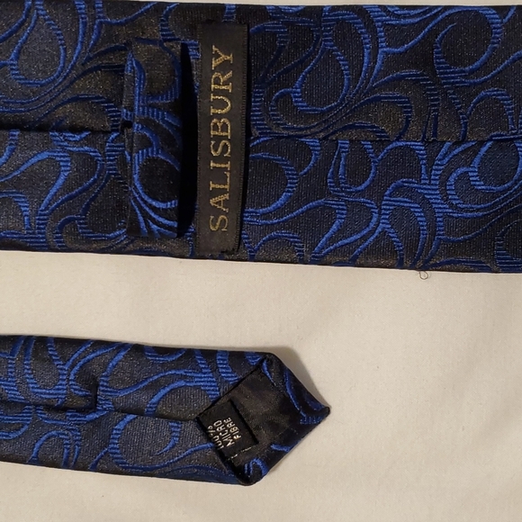 Men's Salisbury black with blue design tie - Picture 4 of 5